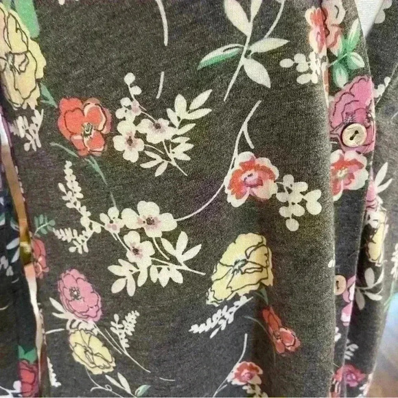 Agnes & Dora™ Essential Cardigan Floral Pop of Pink Size XS (0-2) Lightweight - Picture 9 of 12